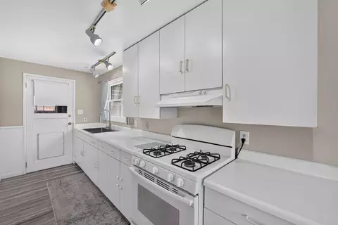 Kitchen - Maple St, Aptos, CA 95003 photo 2 of 3
