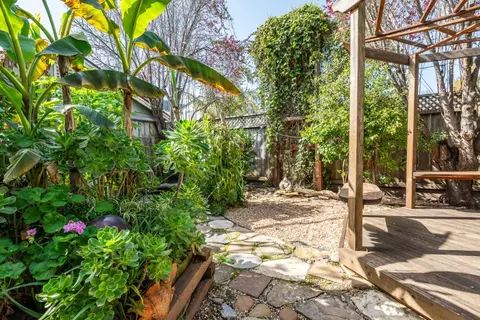 Exterior - 4355 Opal Cliff Dr, Santa Cruz, CA 95062 photo 18 of 22