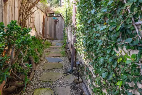 Exterior - 4355 Opal Cliff Dr, Santa Cruz, CA 95062 photo 21 of 22