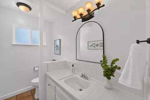 Bath - 7101 Viewpoint Rd, Aptos, CA 95003 photo 1 of 3