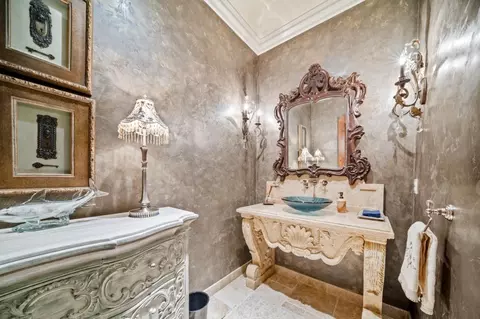 Bath - 1519 Riata Rd, Pebble Beach, CA 93953 photo 10 of 10