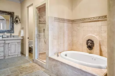 Bath - 1519 Riata Rd, Pebble Beach, CA 93953 photo 6 of 10
