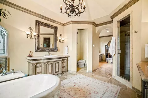 Bath - 1519 Riata Rd, Pebble Beach, CA 93953 photo 3 of 10