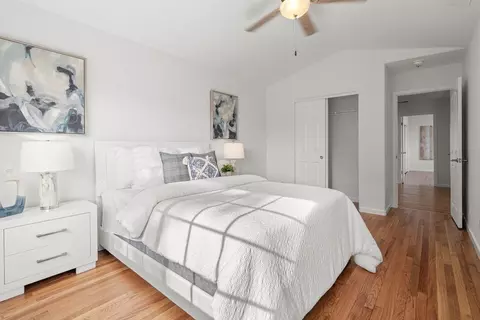 Bedroom - 10396 S Stelling Rd, Cupertino, CA 95014 photo 4 of 7