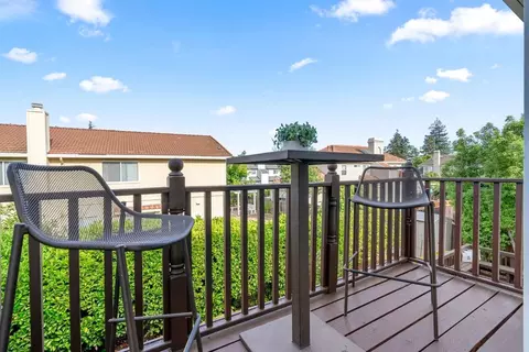 Exterior - 10396 S Stelling Rd, Cupertino, CA 95014 photo 14 of 29