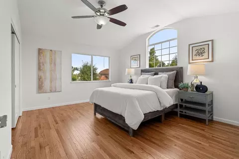 Bedroom - 10396 S Stelling Rd, Cupertino, CA 95014 photo 5 of 7