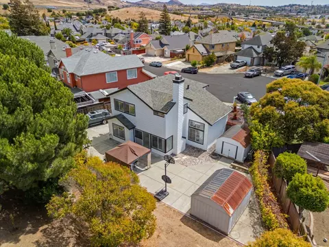 View/Area - 106 Carousel Dr, Vallejo, CA 94589 photo 1 of 5