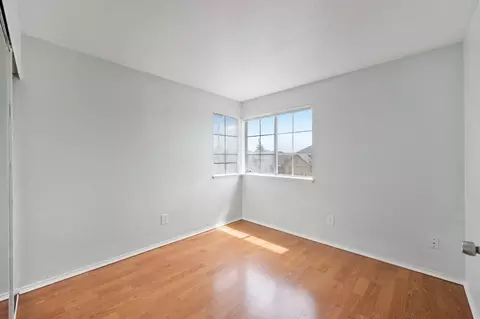 Bedroom - 106 Carousel Dr, Vallejo, CA 94589 photo 6 of 7