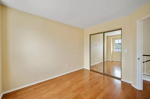 Bedroom - 106 Carousel Dr, Vallejo, CA 94589 photo 5 of 7