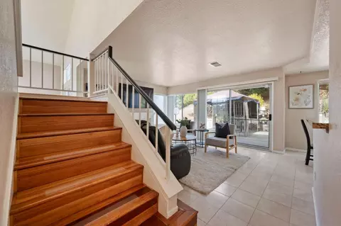Entry Way - 106 Carousel Dr, Vallejo, CA 94589 photo 1 of 2