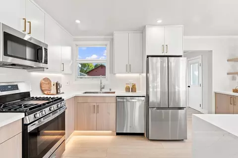 Kitchen - 314 Beverly Ave, Millbrae, CA 94030 photo 3 of 4