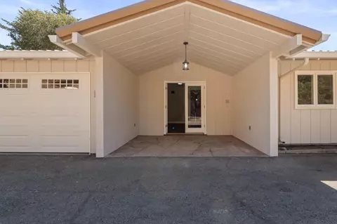 477 Laureles Grade Rd, Carmel Valley, CA 93924