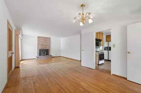 Living - 1527 Madeira Dr, Pacifica, CA 94044 photo 4 of 6