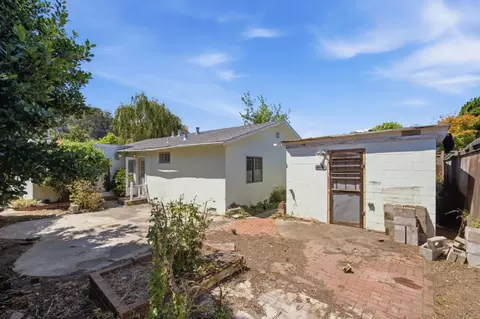 Exterior - 1527 Madeira Dr, Pacifica, CA 94044 photo 5 of 9