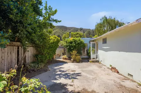 Exterior - 1527 Madeira Dr, Pacifica, CA 94044 photo 6 of 9