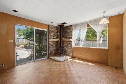 Living - 1527 Madeira Dr, Pacifica, CA 94044 photo 5 of 6
