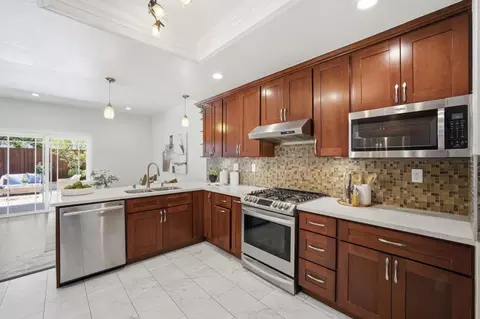 Kitchen - 34778 Siward Dr, Fremont, CA 94555 photo 3 of 4