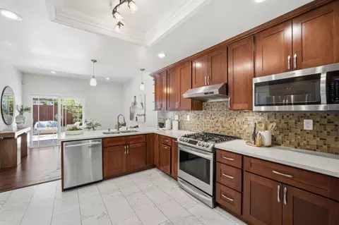 Kitchen - 34778 Siward Dr, Fremont, CA 94555 photo 2 of 4