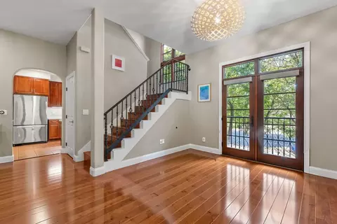 Entry Way - 244 View St, Mountain View, CA 94041 photo 2 of 4