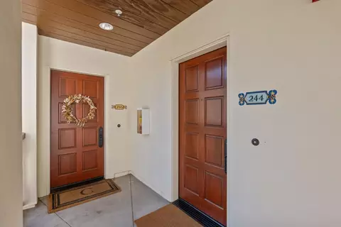 Entry Way - 244 View St, Mountain View, CA 94041 photo 1 of 4