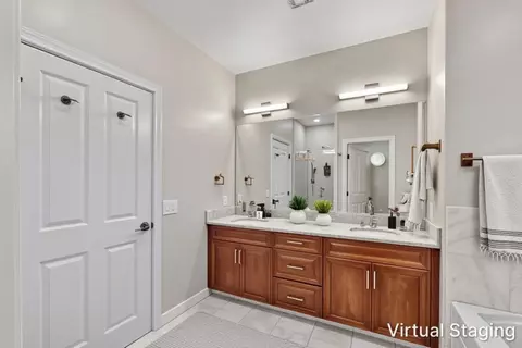 Bath - 244 View St, Mountain View, CA 94041 photo 6 of 9