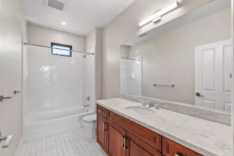 Bath - 244 View St, Mountain View, CA 94041 photo 9 of 9