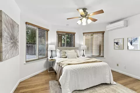 Bedroom - 620 Mariposa Ave 4, Mountain View, CA 94041 photo 3 of 5