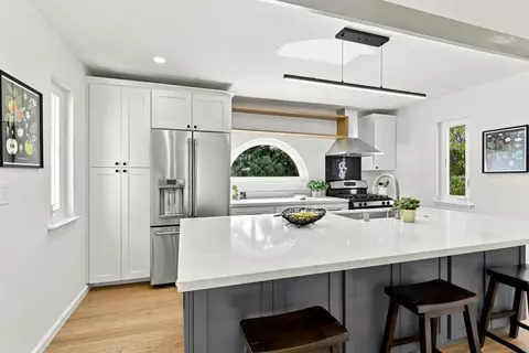 Kitchen - 620 Mariposa Ave 4, Mountain View, CA 94041 photo 4 of 5