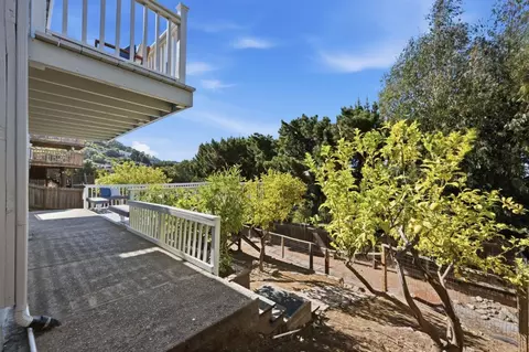 Exterior - 1209 North Rd, Belmont, CA 94002 photo 4 of 9