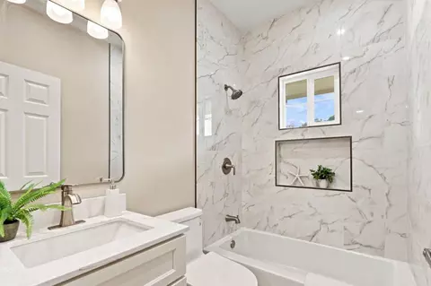 Bath - 105 Glen Alpine Ct, Mountain View, CA 94043 photo 1 of 5