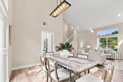 Dining - 105 Glen Alpine Ct, Mountain View, CA 94043 photo 4 of 4
