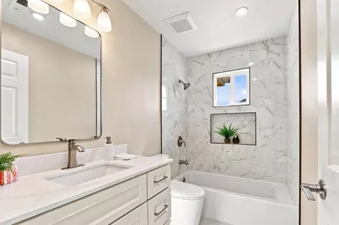 Bath - 105 Glen Alpine Ct, Mountain View, CA 94043 photo 5 of 5