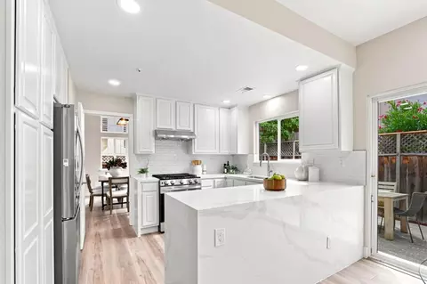 Kitchen - 105 Glen Alpine Ct, Mountain View, CA 94043 photo 1 of 3