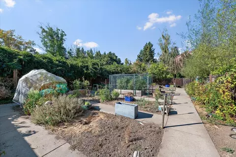 Exterior - 1691 Grant Rd, Mountain View, CA 94040 photo 8 of 9