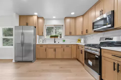 Kitchen - 3340 Goodway Ct, Soquel, CA 95073 photo 3 of 3
