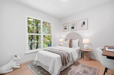 Bedroom - 101 Beacon St, Mountain View, CA 94040 photo 3 of 7