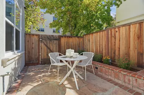 Exterior - 101 Beacon St, Mountain View, CA 94040 photo 7 of 17