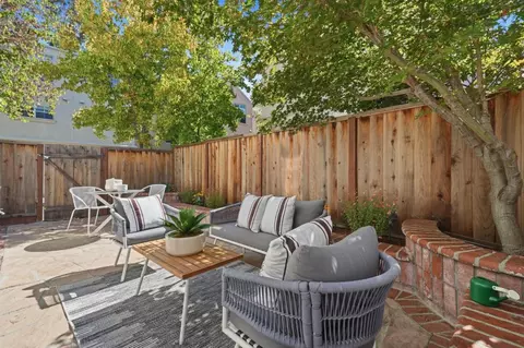 Exterior - 101 Beacon St, Mountain View, CA 94040 photo 4 of 17