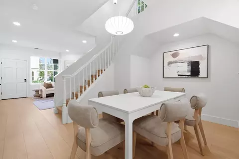 Dining - 101 Beacon St, Mountain View, CA 94040 photo 1 of 2