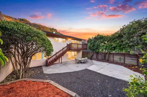 Exterior - 836 Big Bend Dr, Pacifica, CA 94044 photo 6 of 6