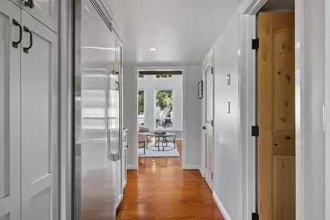 Entry Way - 10115 Parrish View Dr, Gilroy, CA 95020 photo 2 of 3