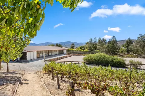 Exterior - 10115 Parrish View Dr, Gilroy, CA 95020 photo 7 of 12