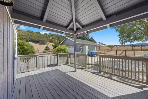 Exterior - 10115 Parrish View Dr, Gilroy, CA 95020 photo 10 of 12