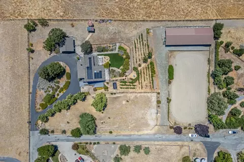View/Area - 10115 Parrish View Dr, Gilroy, CA 95020 photo 2 of 4
