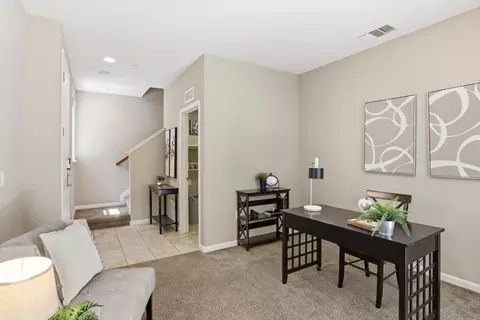 Entry Way - 57 Regency Pl, Hayward, CA 94544 photo 3 of 3