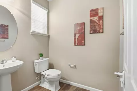 Bath - 57 Regency Pl, Hayward, CA 94544 photo 1 of 4