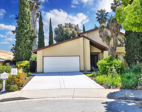 90 Southport Ct, San Jose, CA 95138
