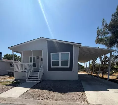 132 Village Cir 132, Sacramento, CA 95838