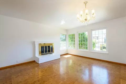 Living - 16 Malavear Ct, Pacifica, CA 94044 photo 1 of 7