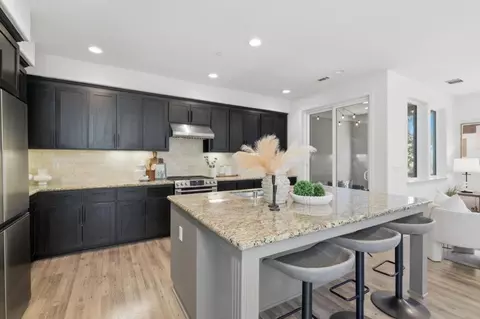 Kitchen - 102 Lemmon Ter, Sunnyvale, CA 94086 photo 11 of 14
